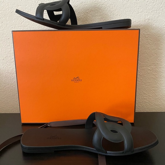 Hermes Aloha Rubber Sandals - Picture 10 of 16